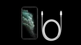 Apple планирует продавать новые iPhone без кабеля для зарядки