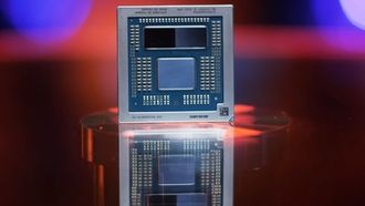 AMD представила Ryzen 9 7945HX3D — первый процессор с 3D V-Cache для ноутбуков